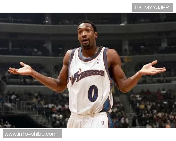 阿里纳斯批评火箭选秀决策称已有无用白魔不需再添新负担